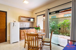 PG1: APTO NA FRENTE DA PRAIA COM COZINHA E GARAGEM
